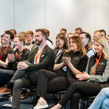 Unga aktiesparare publik