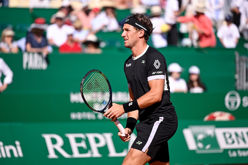 Tennisessets tunga felträffar – på börsen: ”Gått ned rejält”